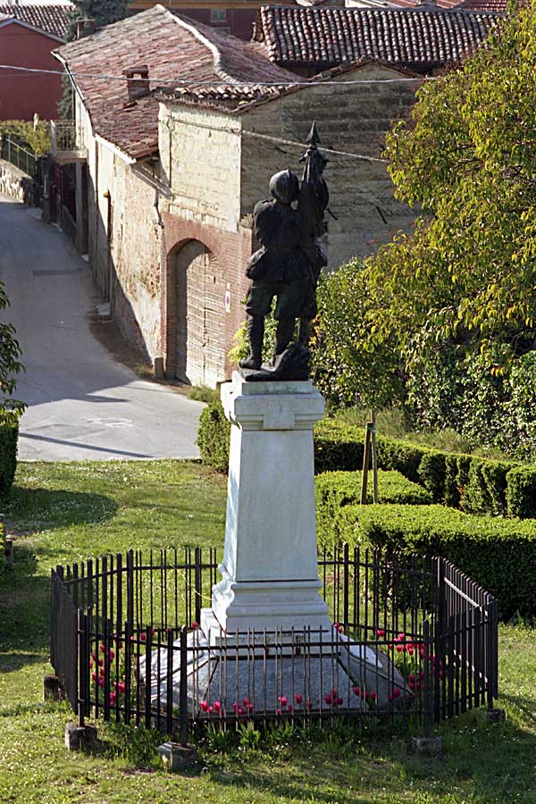 Il monumento ai Caduti