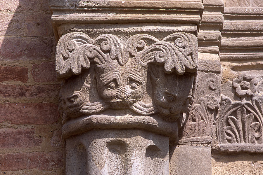 Santa Maria di Vezzolano