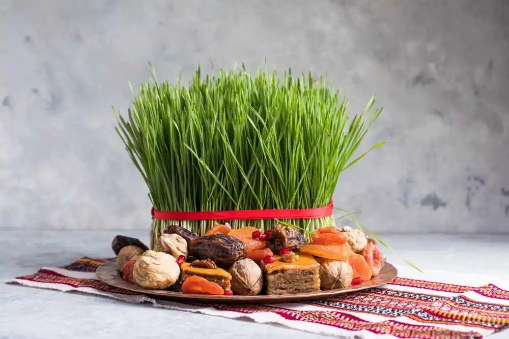 Nowruz-nuts